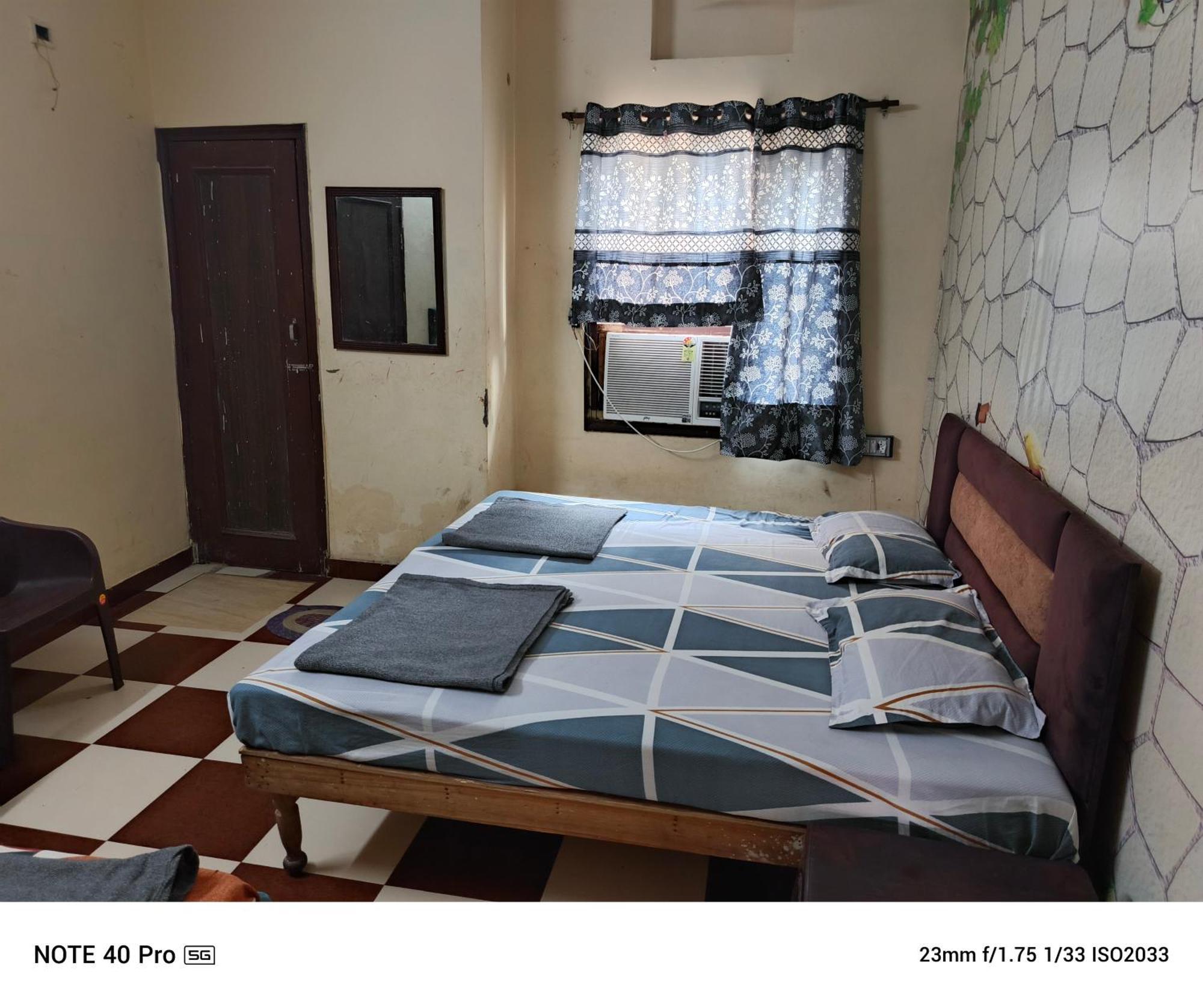 Mj Chawla Homestay Double Bed Attached Bathroom Room Αμριτσάρ Εξωτερικό φωτογραφία