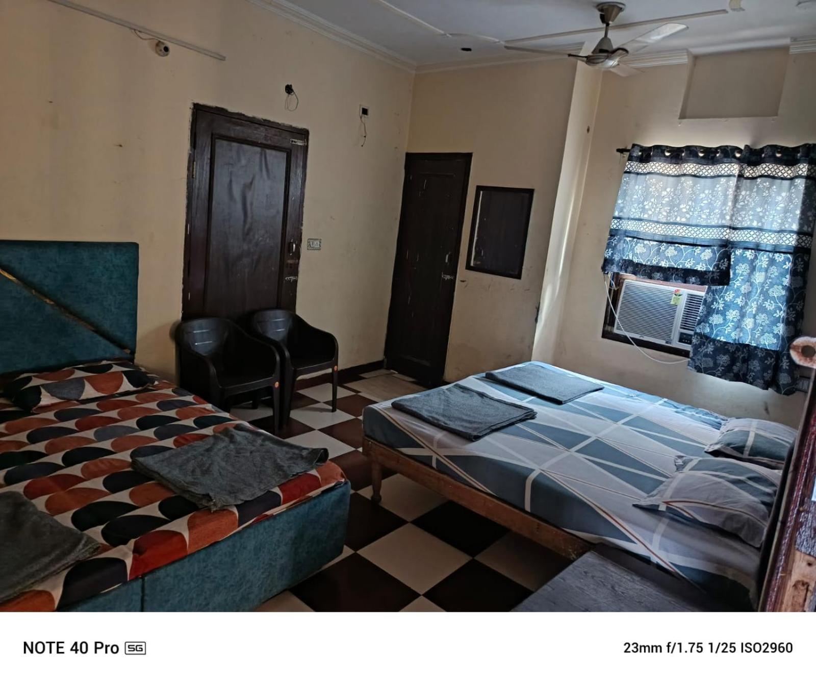 Mj Chawla Homestay Double Bed Attached Bathroom Room Αμριτσάρ Εξωτερικό φωτογραφία